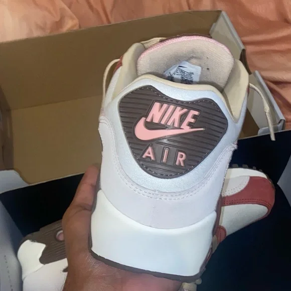 Nike Air Max 90 “Bacon” - Picture 7 of 11